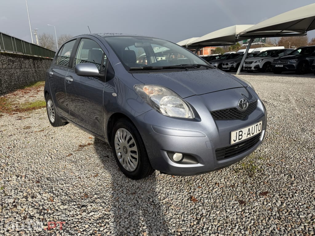 Toyota Yaris 1.0 VVT-i Comfort+AC