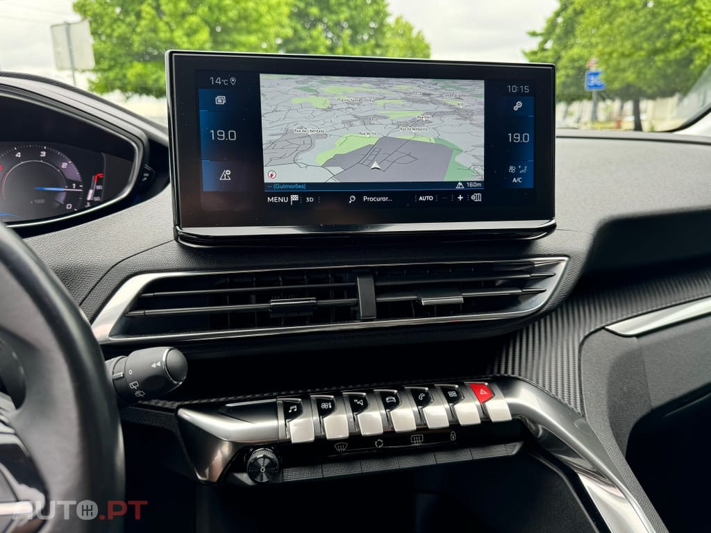 Peugeot 3008 1.5 BlueHDi Allure EAT8