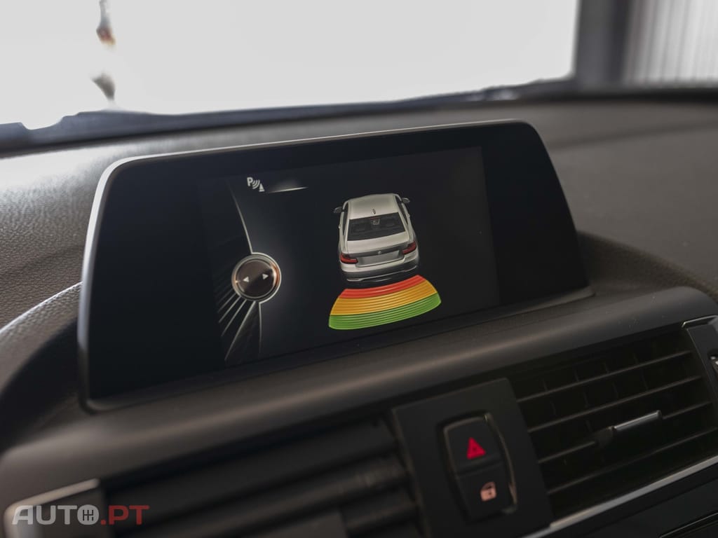 BMW 218 i Coupe Pack M