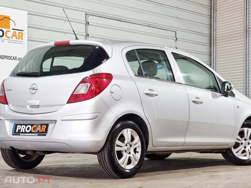 Opel Corsa 1.2 Enjoy