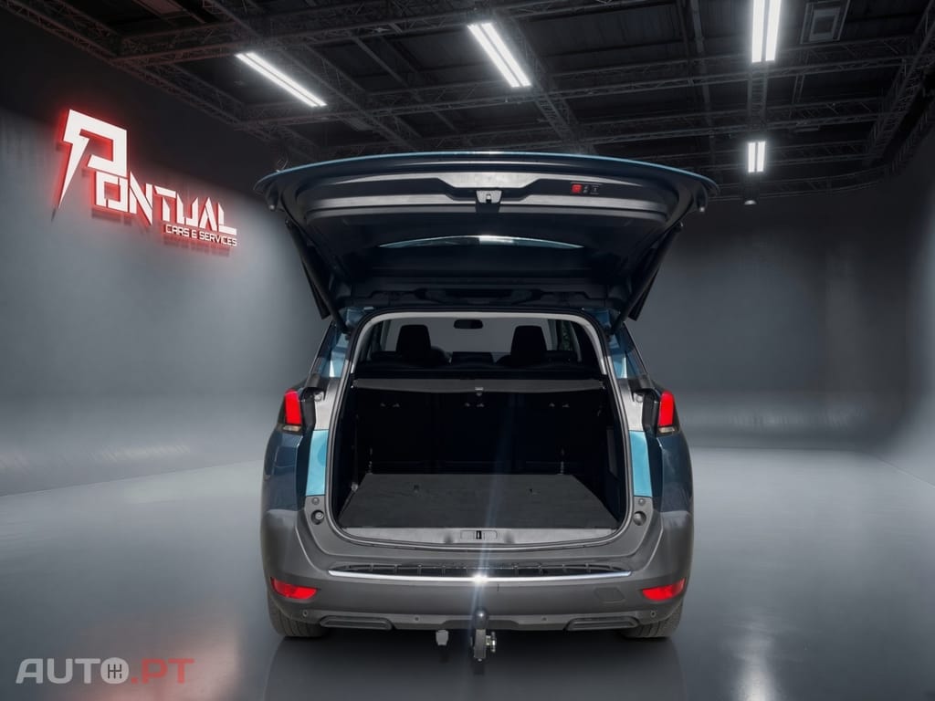 Peugeot 5008 1.5 BlueHDi Allure Pack EAT8 — fotografia 7