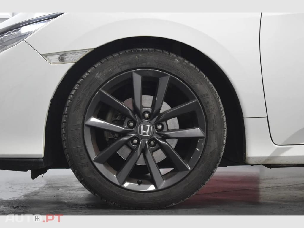 Honda Civic 1.0 i-VTEC TURBO CVT ELEGANCE NAVI