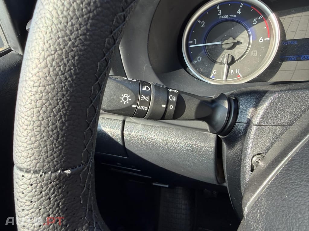 Toyota Hilux 2.4 D-4D 4WD CD CH