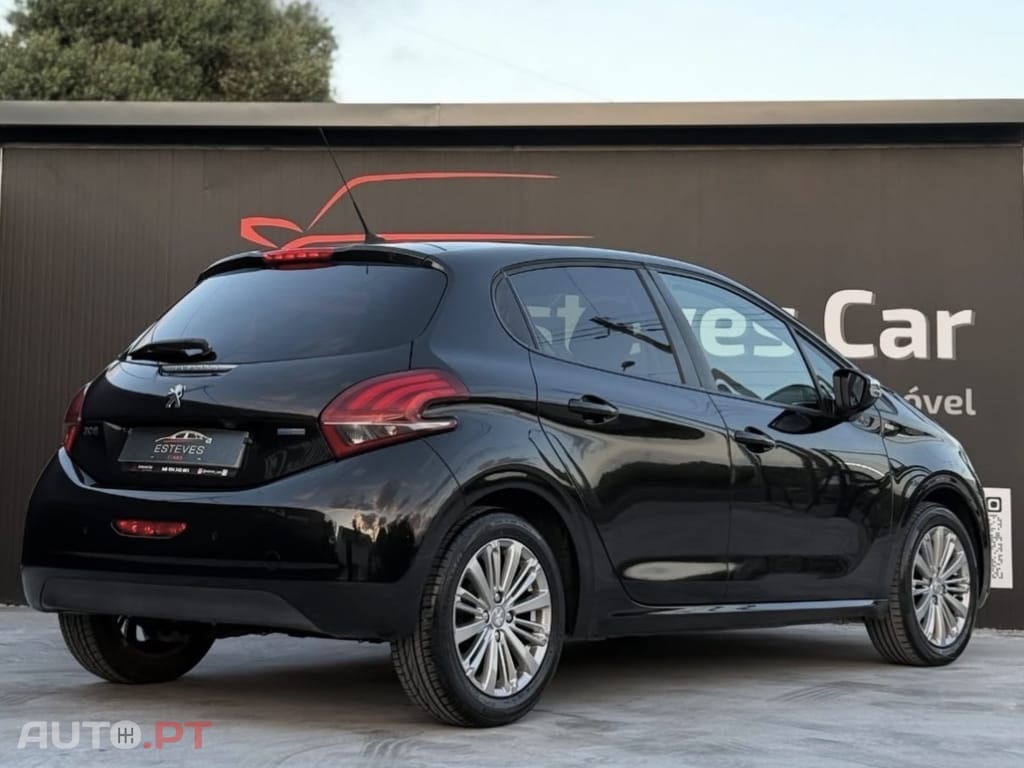 Peugeot 208 1.2 PureTech Style