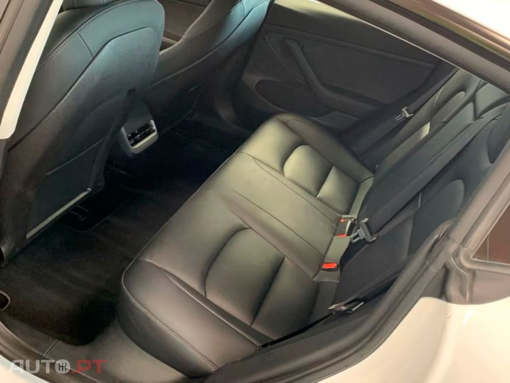 Tesla Model 3 Performance I.V.A DEDUTIVEL