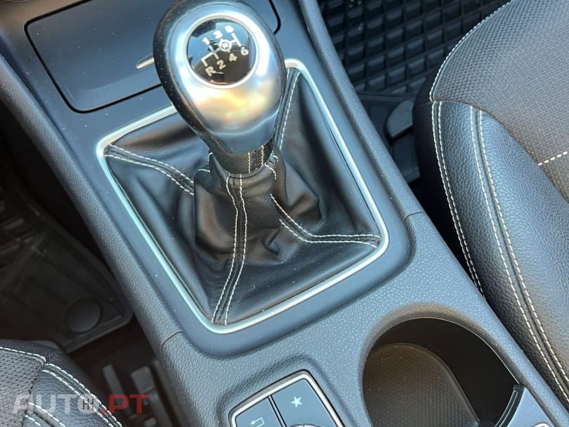 Mercedes-Benz CLA 200 d Shooting Brake