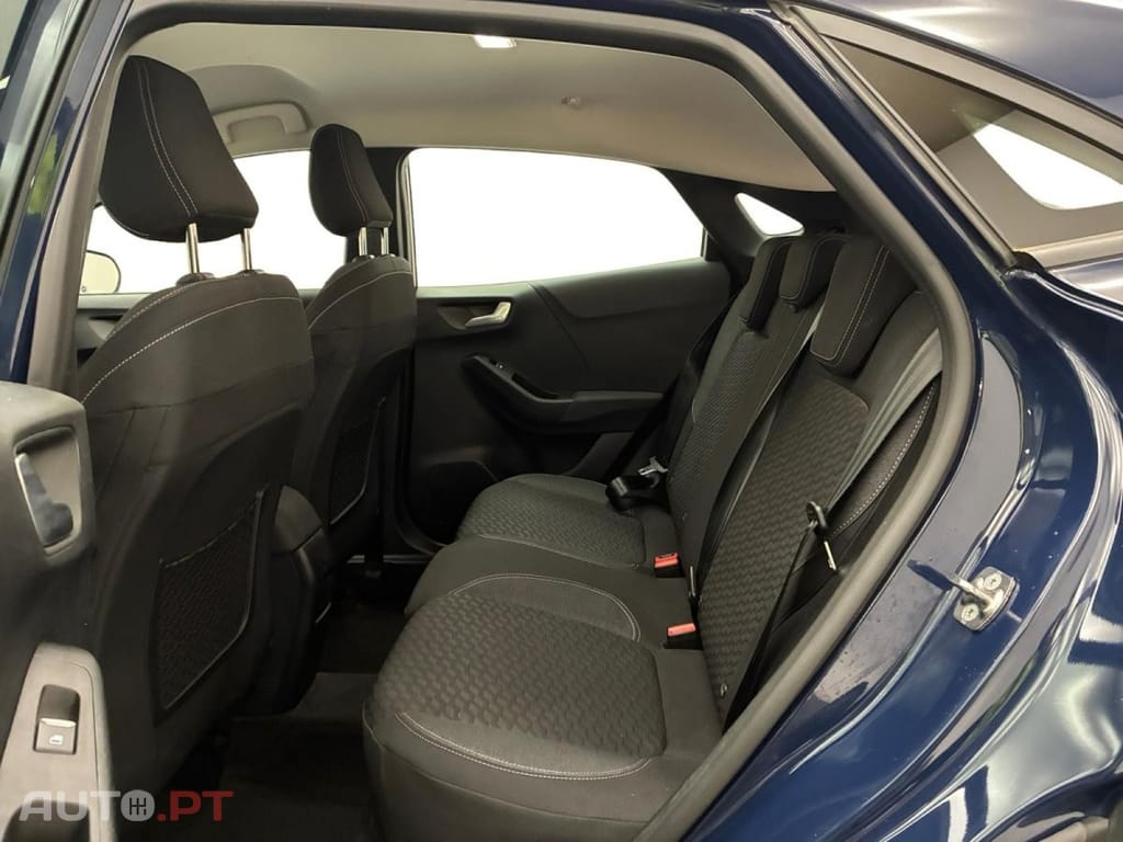 Ford Puma 1.0 Flexifuel mHEV Titanium