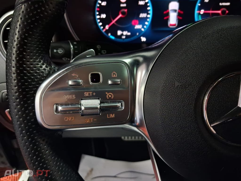 Mercedes-Benz GLC 300 de 4MATIC AMG Line