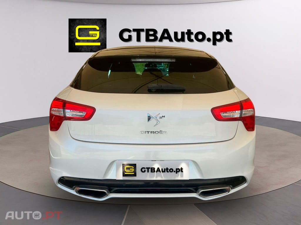 Citroen DS5 2.0 HDi Hybrid4 SportChic