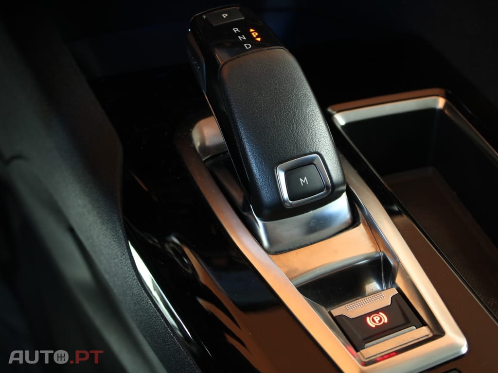 Peugeot 5008 BlueHDI 130 EAT8 Allure