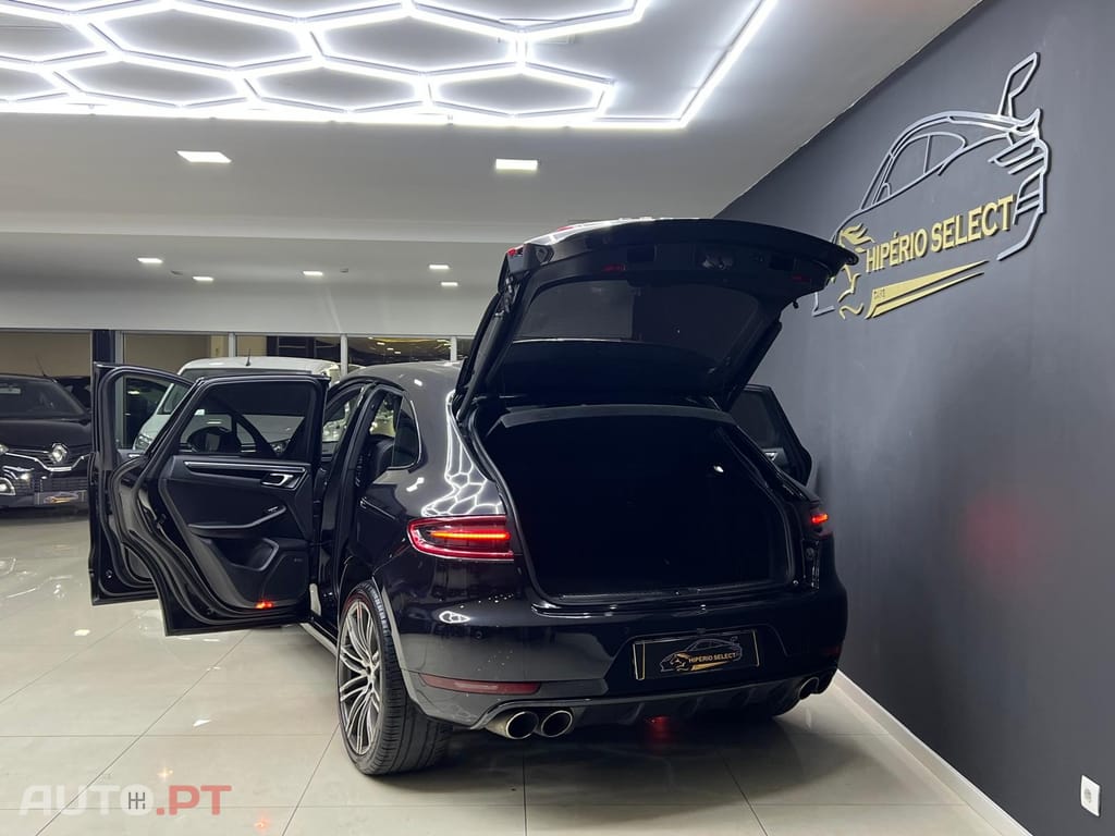 Porsche Macan S