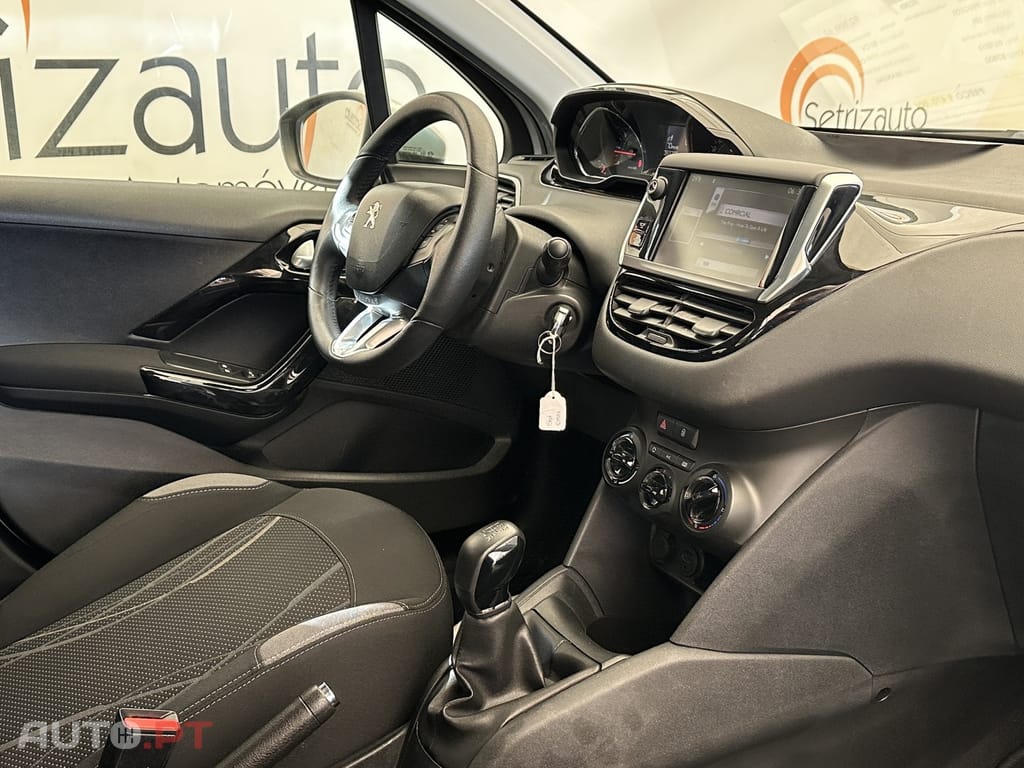 Peugeot 208 1.2 VTi Active