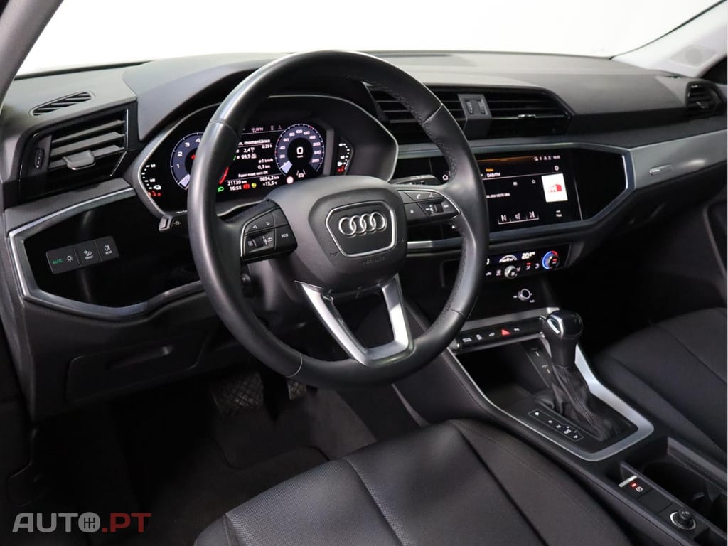 Audi Q3 45 TFSIe S tronic