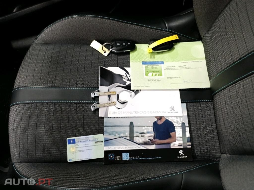 Peugeot E-208 50 kWh Allure