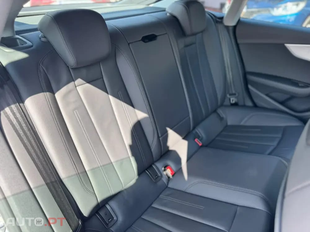 Audi A5 30 TDI S tronic