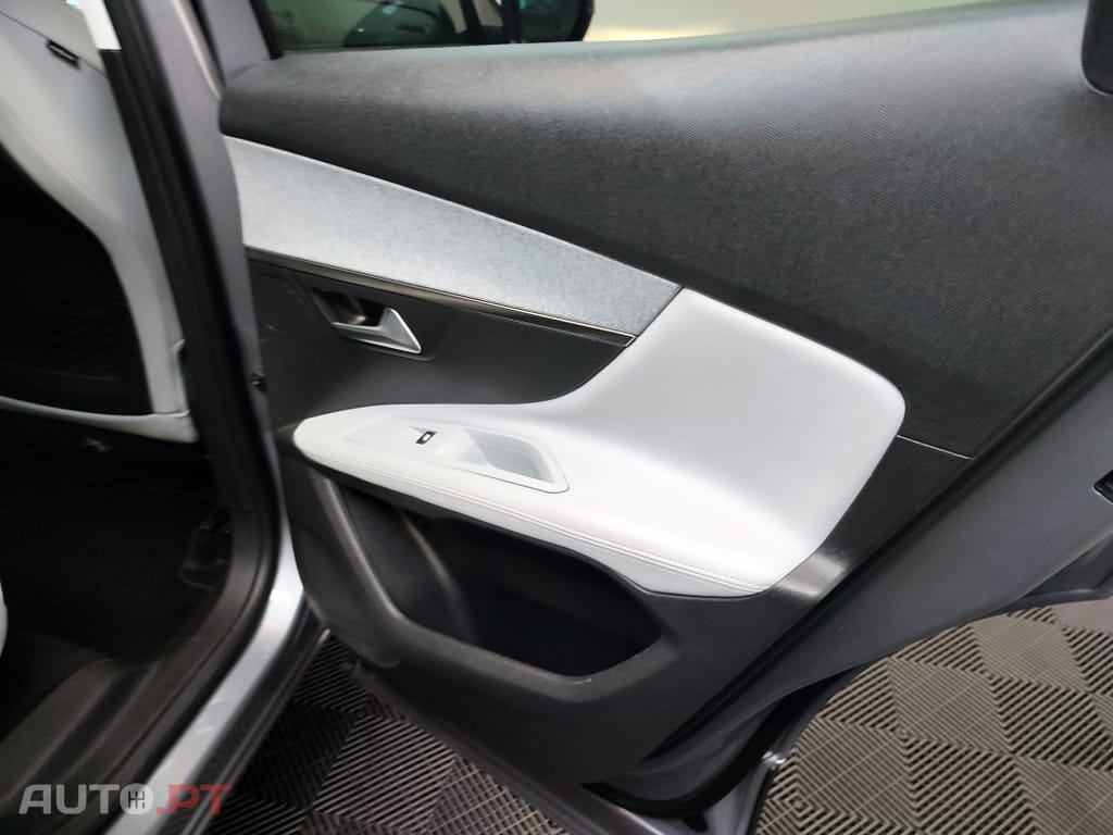 Peugeot 3008 HDI PREMIUM