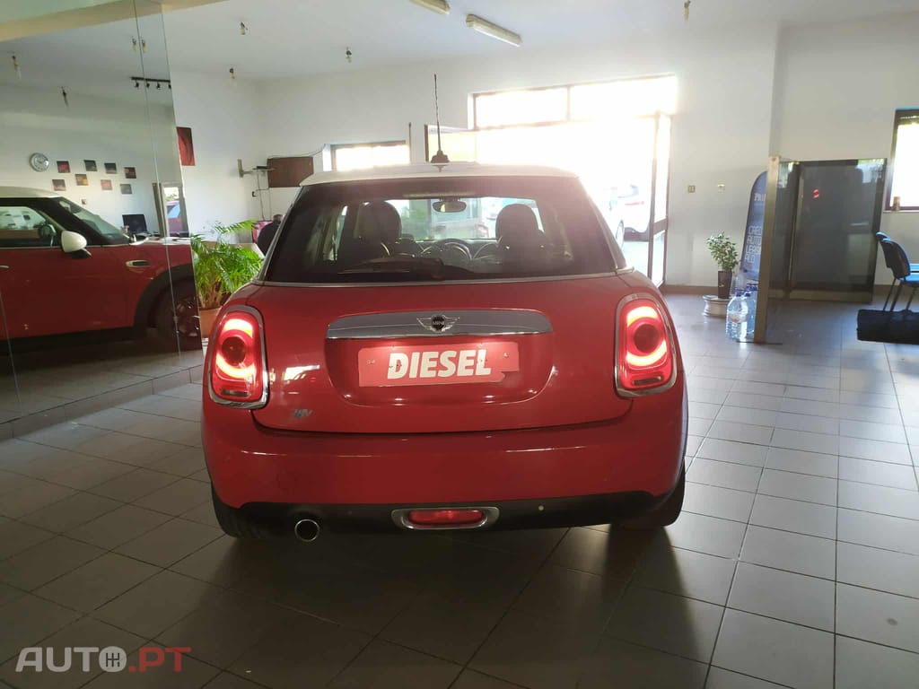 MINI Cooper D 1.5 116CV AUTOMÁTICO