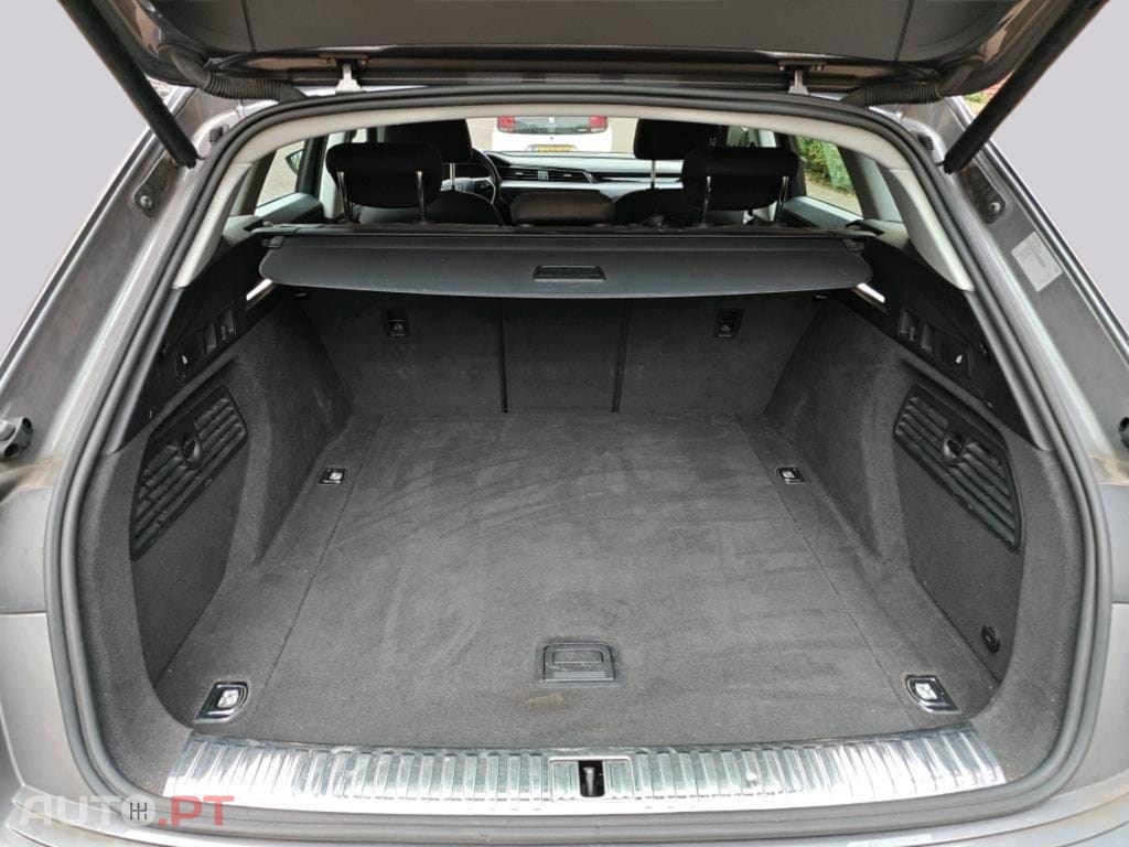 Audi E-Tron 50 Business Quattro 