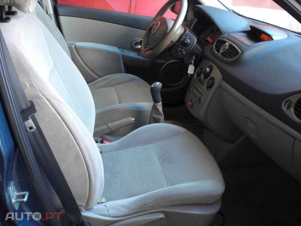 Renault Clio 1.2 16V Confort