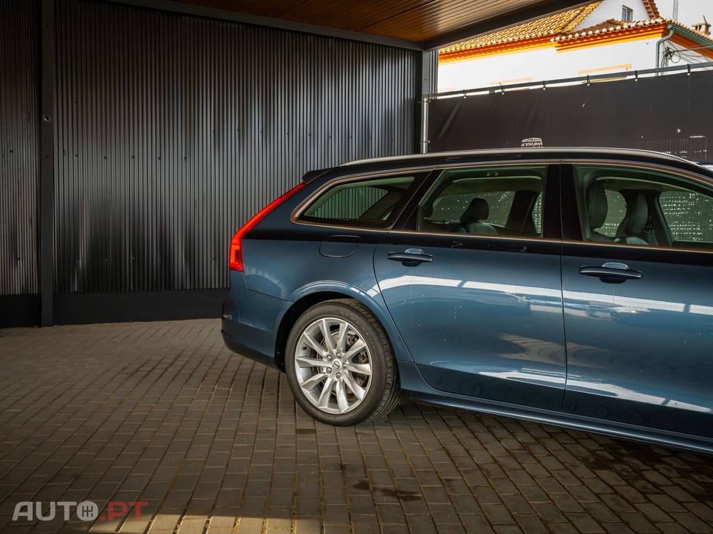 Volvo V90 2.0 T8 Inscription AWD Geartronic