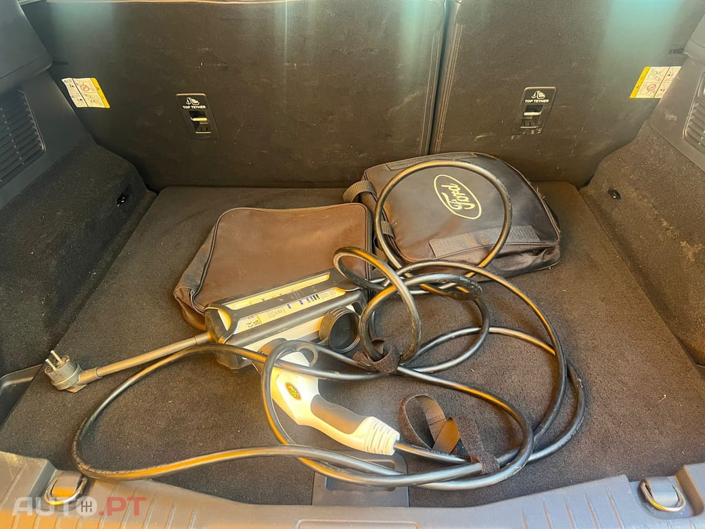 Ford Mustang Mach-E 75.7 kWh Premium AWD