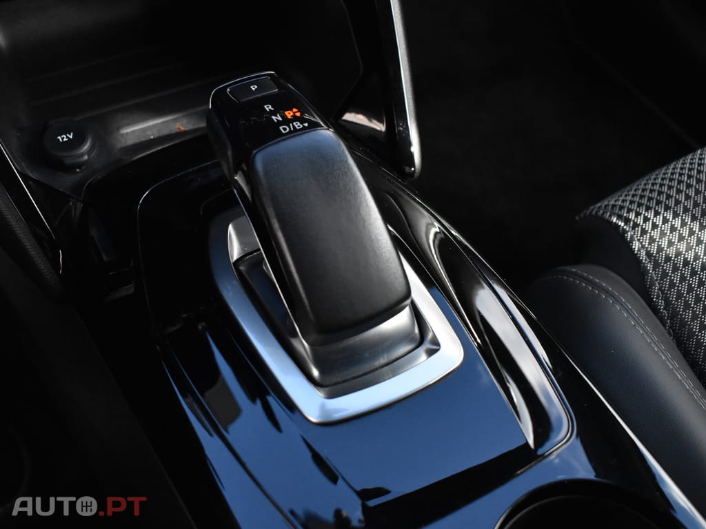 Peugeot E-208 50 kWh GT