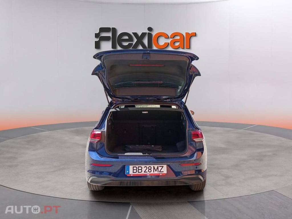 Volkswagen Golf 1.0 TSI LIFE