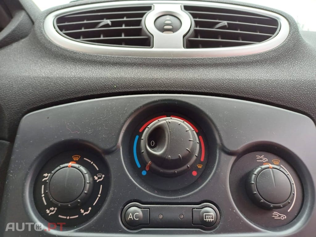 Renault Clio 1.2 TCE GT J15