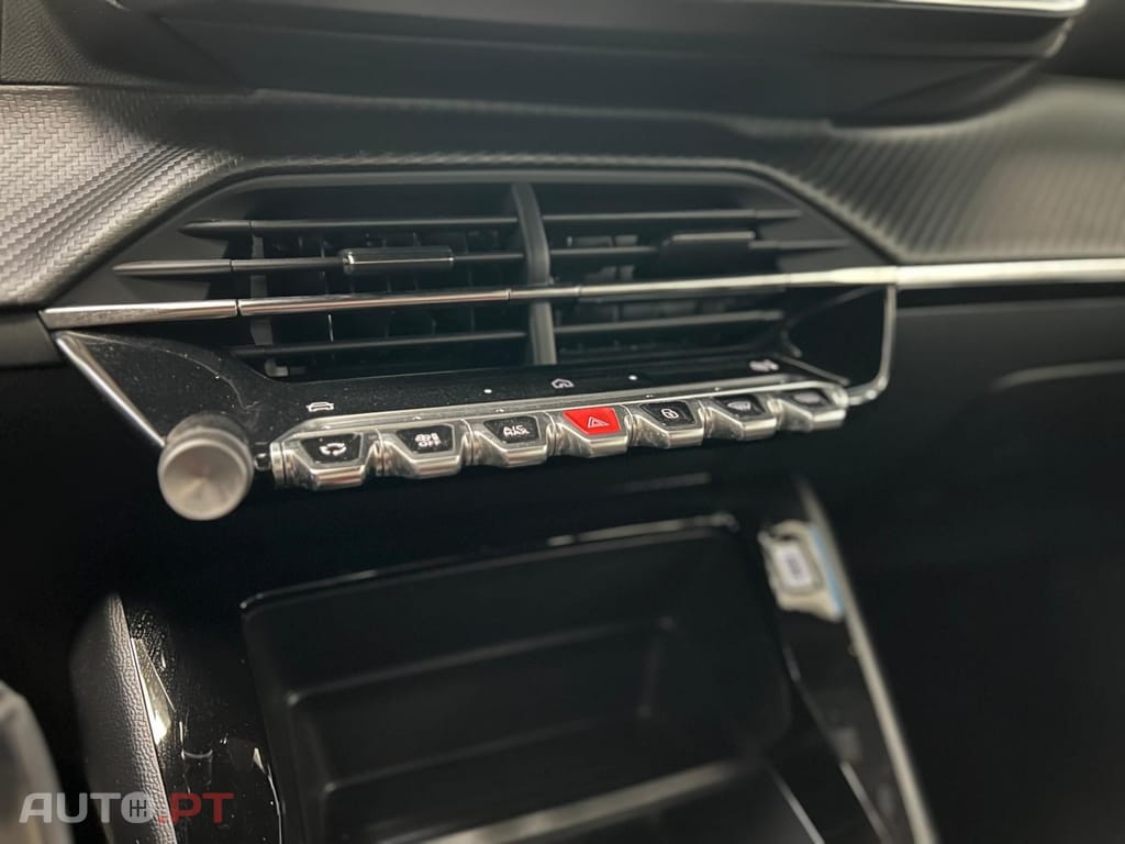 Peugeot E-2008 54 kWh Style