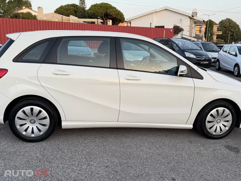 Mercedes-Benz B 180 Style