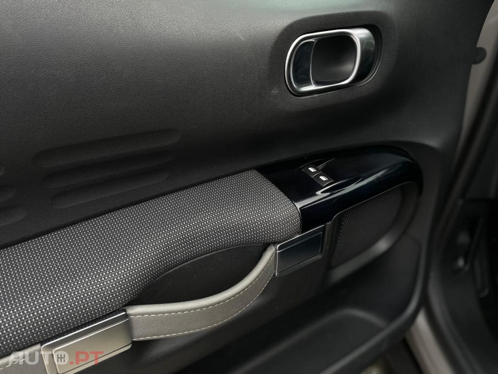 Citroen C4 Cactus 1.2 PureTech Shine