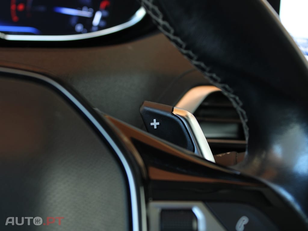 Peugeot 5008 BlueHDI 130 EAT8 Allure