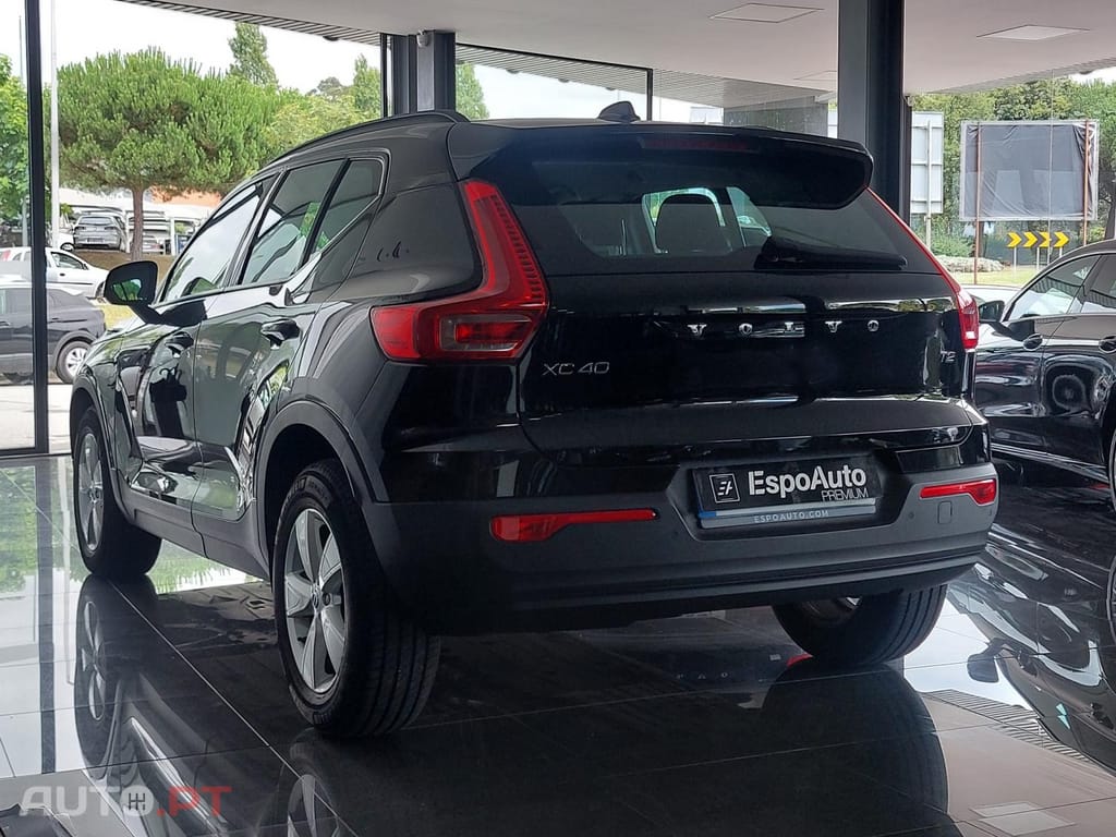 Volvo XC40 1.5 T2 Momentum