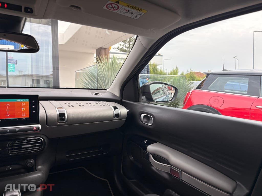 Citroen C4 Cactus 1.2 PureTech Shine