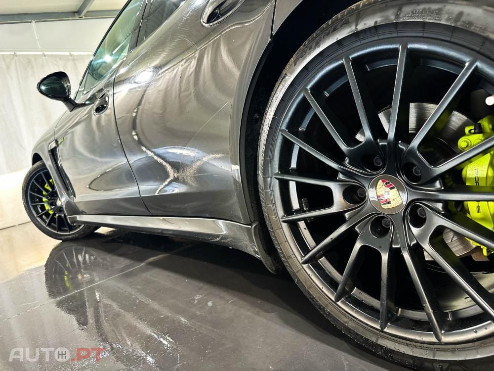 Porsche Panamera S E-Hybrid