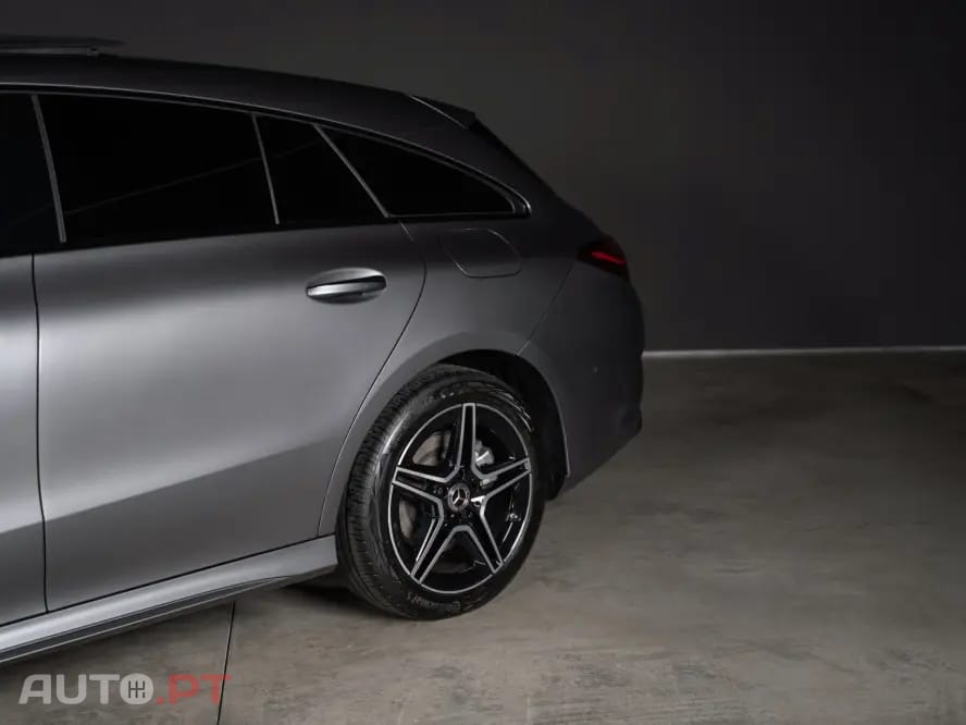 Mercedes-Benz CLA 250 e Shooting Brake AMG Line — fotografia 12