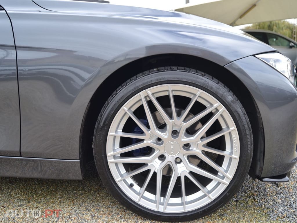 BMW 320 d Touring Auto Line Luxury