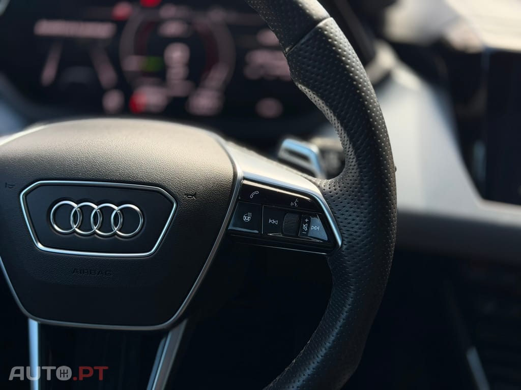 Audi E-Tron GT quattro