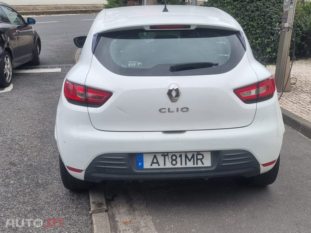 Renault Clio var