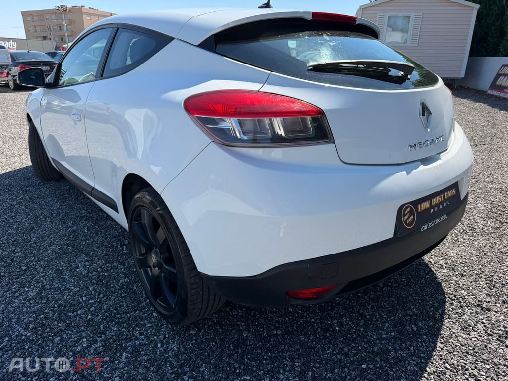 Renault Mégane Coupe 1.5 dCi Dynamique CO2 Champion