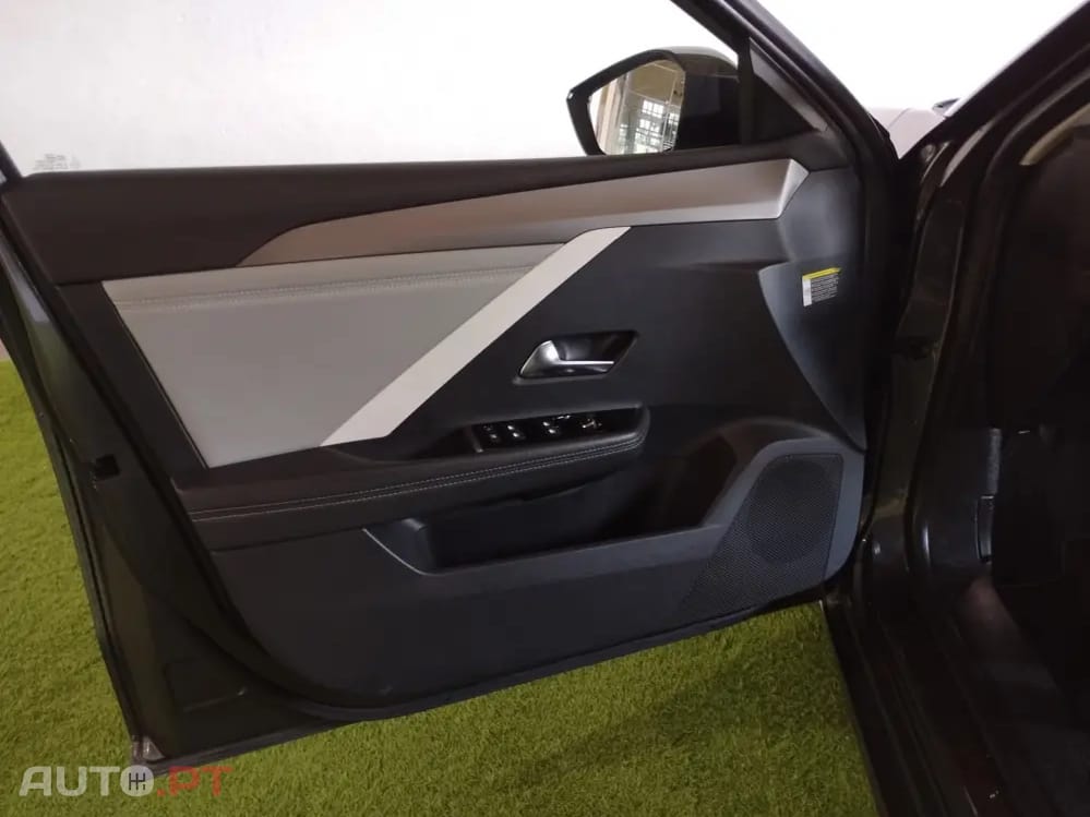 Opel Astra 1.6 T PHEV Elegance