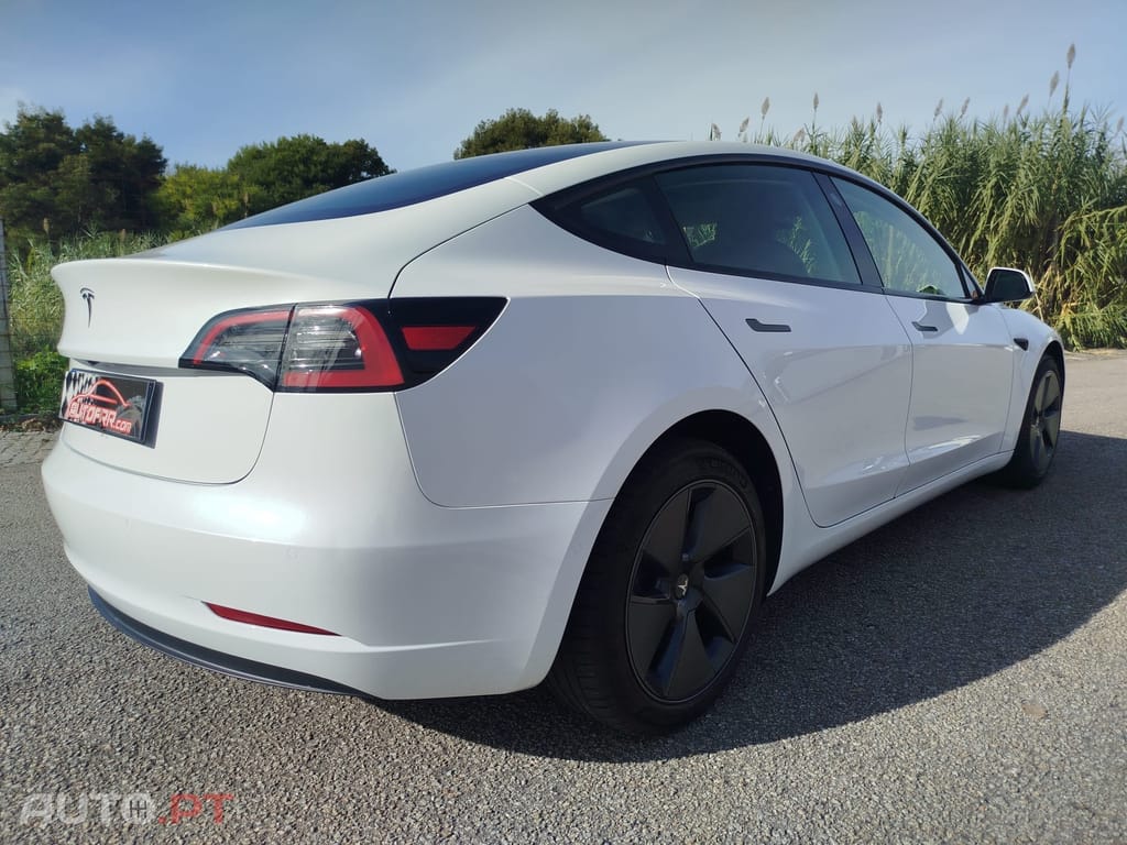 Tesla Model 3 Long Range AWD Dual Motor