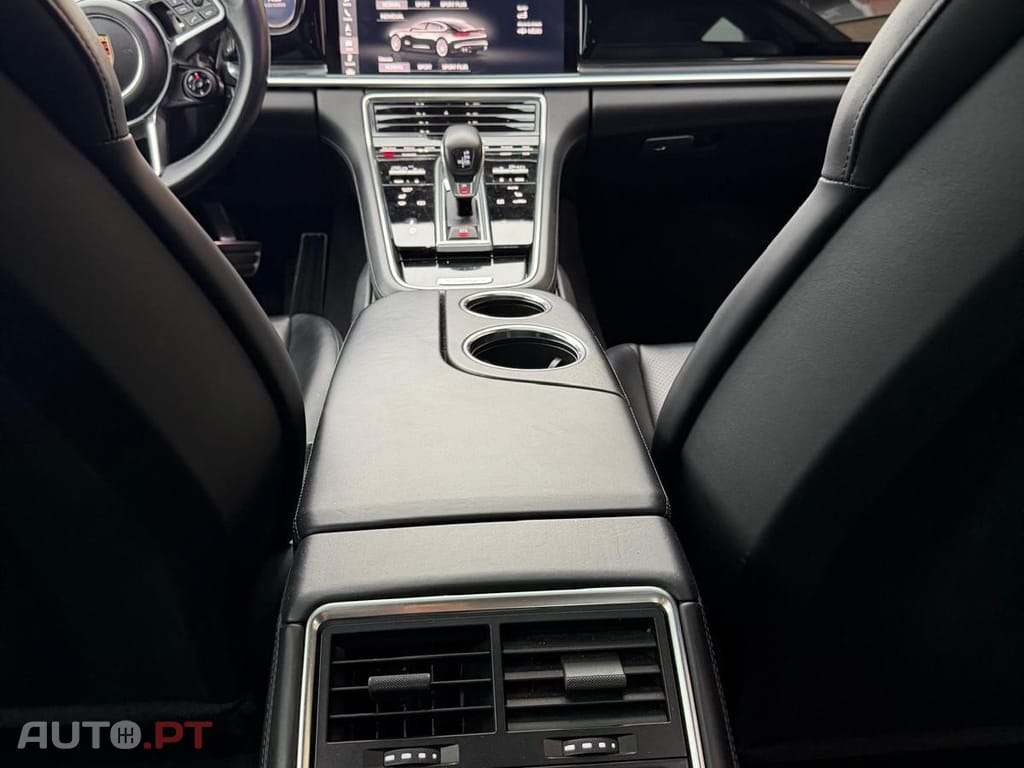 Porsche Panamera 4 S
