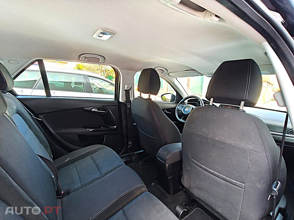 Fiat Tipo 1.6 M-Jet Lounge