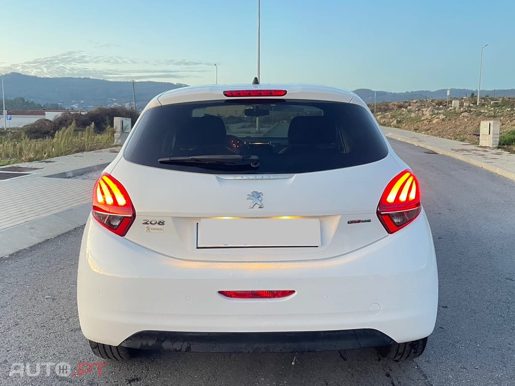 Peugeot 208 1.6 BlueHDi GT Line