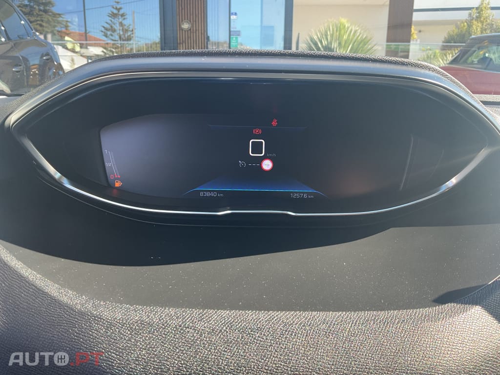 Peugeot 3008 1.5 BlueHDi Active
