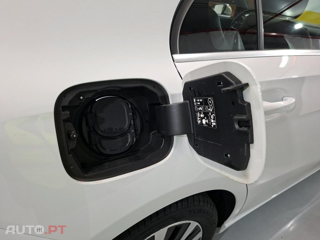 Mercedes-Benz A 250 e Style Plus