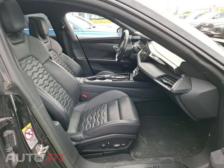 Audi E-Tron GT quattro