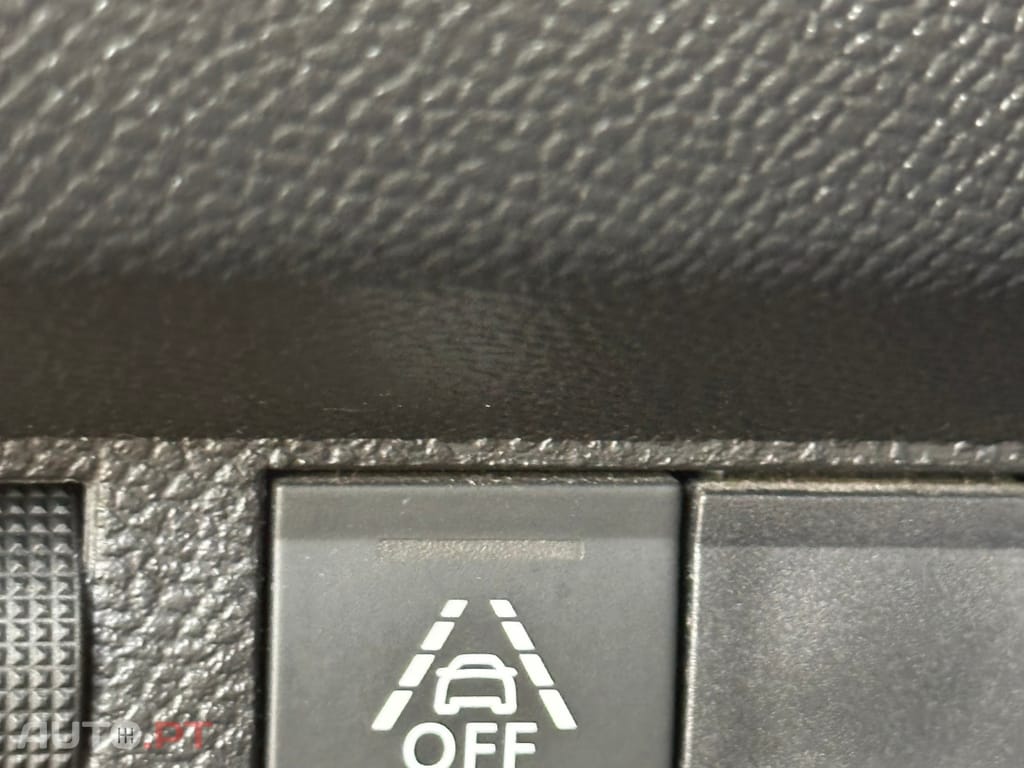 Peugeot 208 1.5 BlueHDi Allure Pack