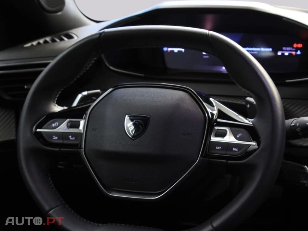 Peugeot 2008 1.2 PureTech Allure EAT8